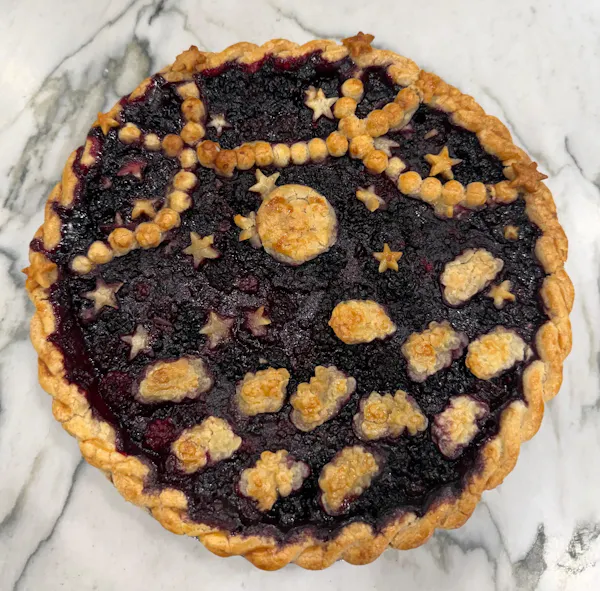 food, ingredient, blueberry pie, dessert, pie, mince pie