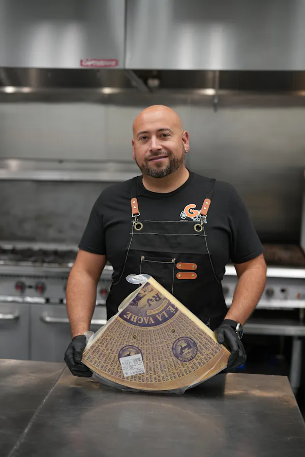 facial hair, beard, chef, smile, cook, cooking