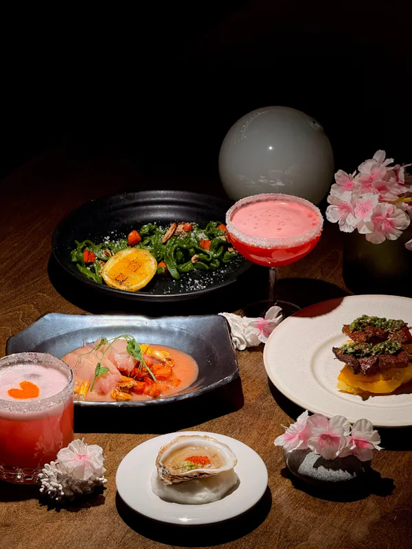 food, tableware, ingredient, dishware, serveware, plate