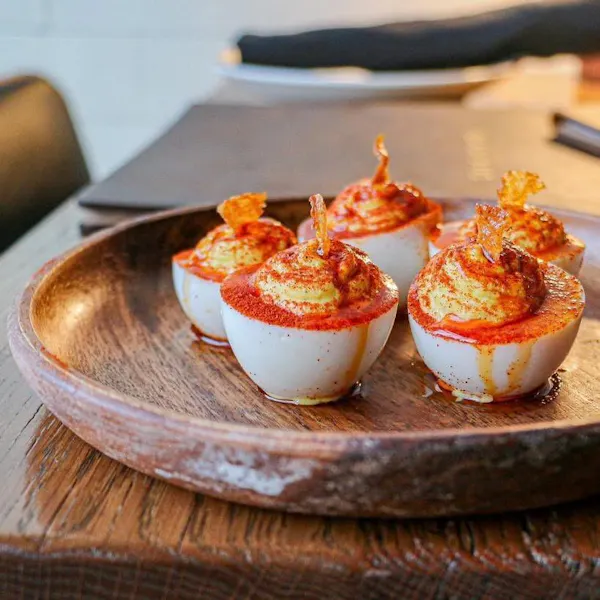 food, ingredient, tableware, finger food, deviled egg, egg