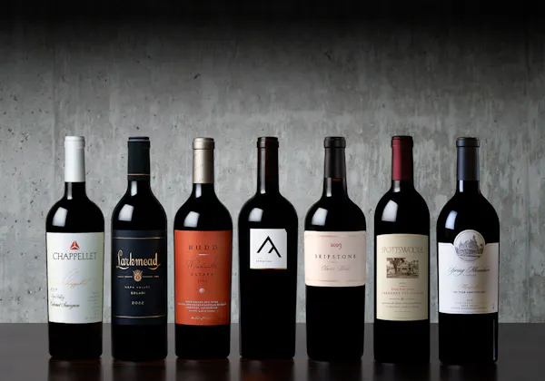 bottle, alcohol, red, glass bottle, alcoholic drink, wine bottle