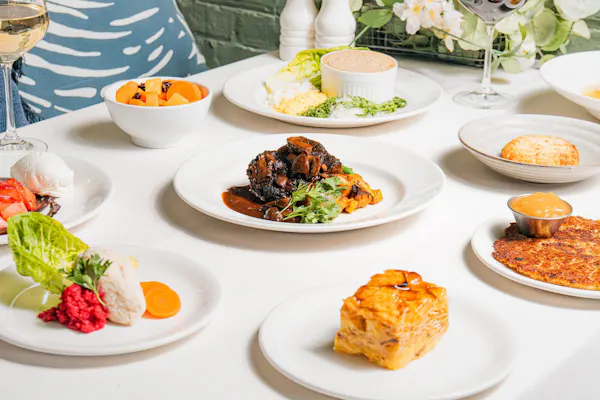 food, tableware, dishware, serveware, ingredient, plate