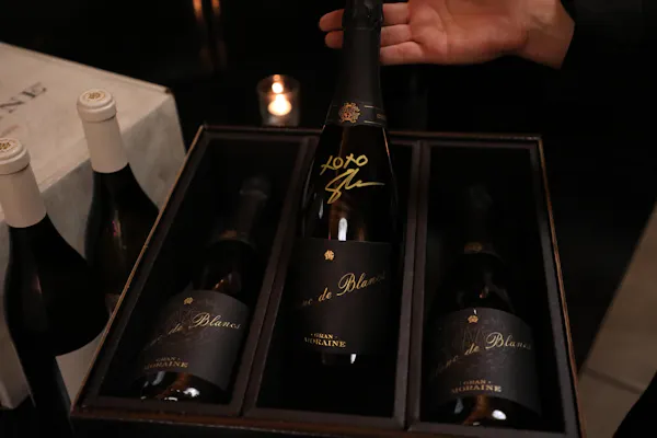 bottle, drinkware, wine, liquid, glass bottle, drink