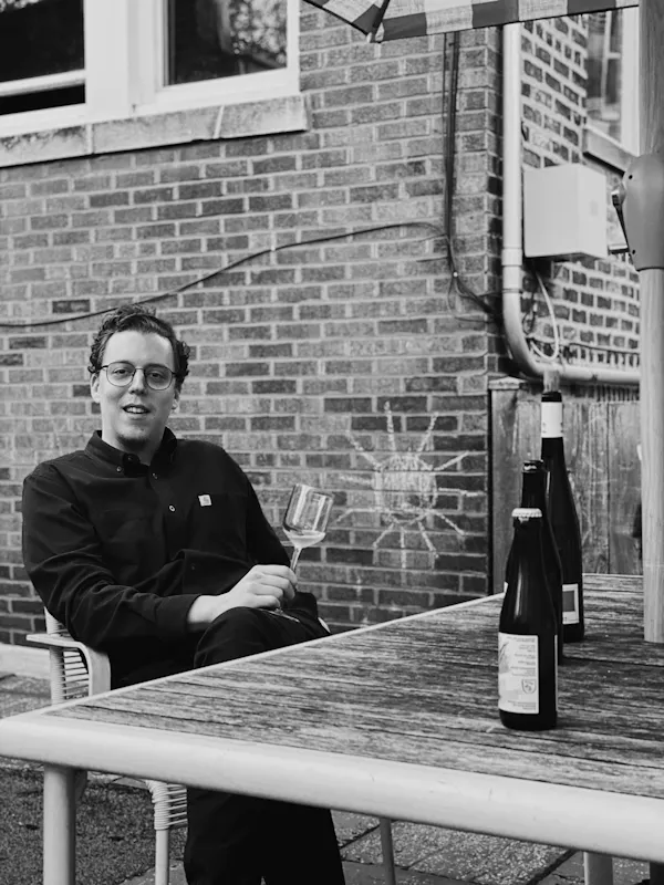 eyewear, vision care, drinkware, alcoholic drink, bottle, monochrome photography