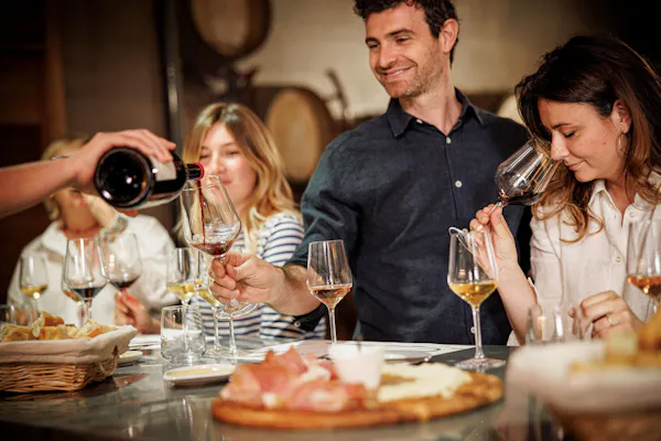 smile, tableware, table, food, stemware, drinkware