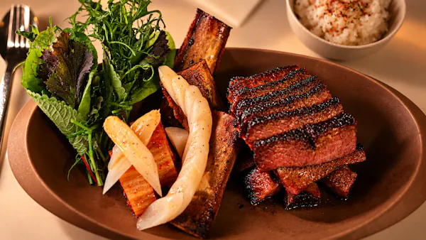 food, ingredient, tableware, meat, vegetable, beef