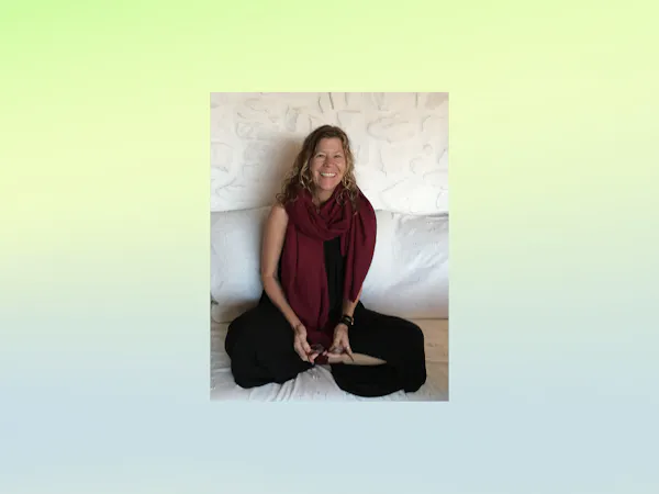 happiness, smile, sitting, beauty, facial expression, comfort