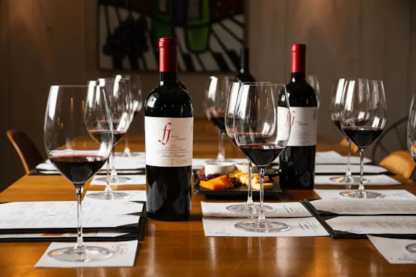 table, tableware, drinkware, bottle, stemware, wine