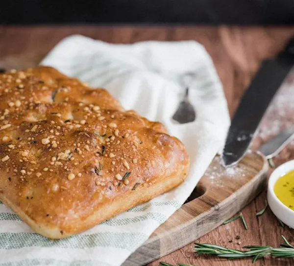 food, ingredient, recipe, tableware, bun, staple food