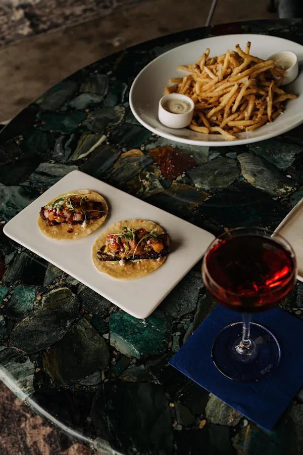 food, tableware, ingredient, dishware, finger food, serveware