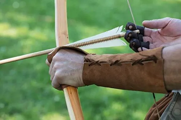 bow, bow and arrow, longbow, archery, arrow, precision sports
