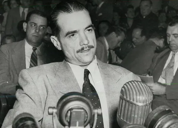forehead, photograph, white, tie, organ, coat