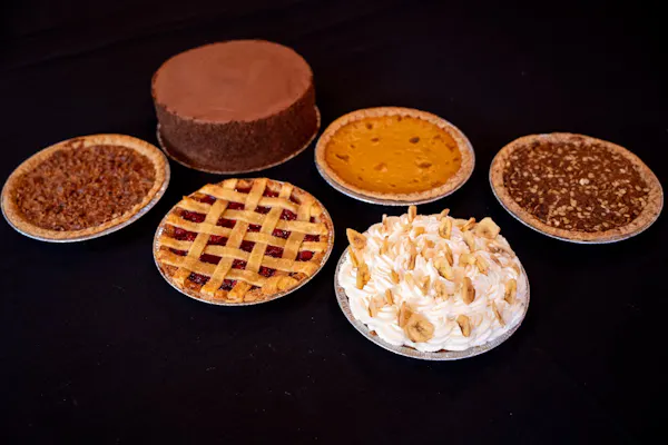 food, ingredient, tableware, dessert, baking, pie