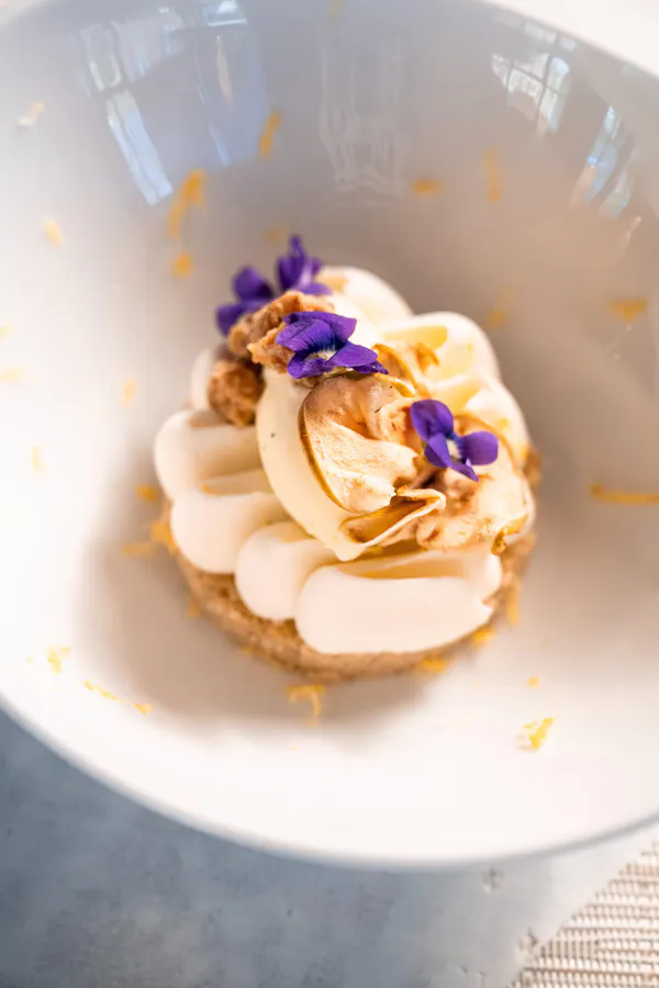 food, dessert, cream, ingredient, dairy product, icing