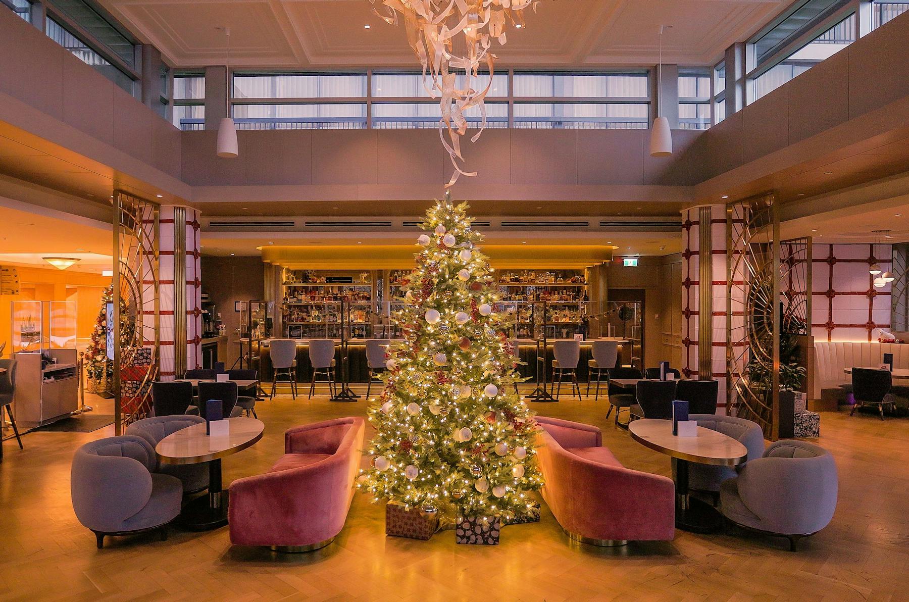 H Tasting Lounge at The Westin Bayshore - Winterlust Domes November to ...