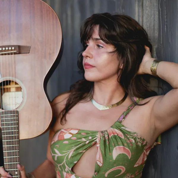 chordophone, beauty, string instrument, black hair, plucked string instrument, musical instrument