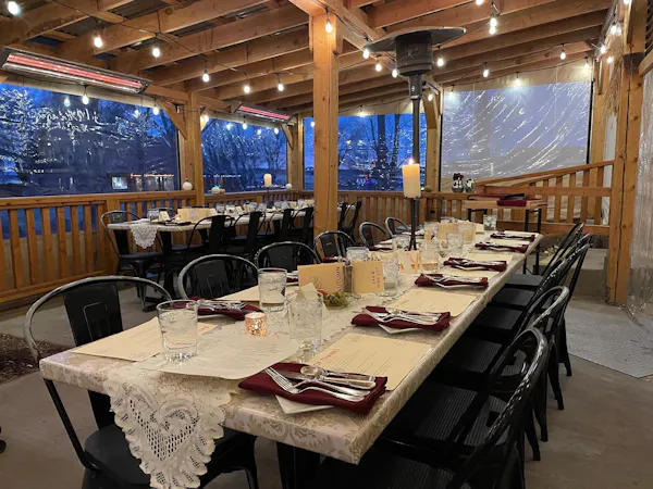table, furniture, tableware, chair, tablecloth, kitchen & dining room table