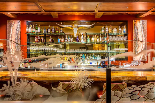 lighting, bar, bottle, barware, pub, alcoholic drink
