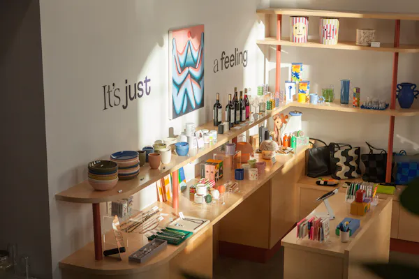shelf, shelving, retail, personal care, plastic, collection