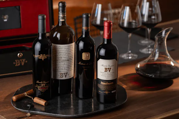 alcoholic drink, bottle, wine, liquor, alcohol, barware