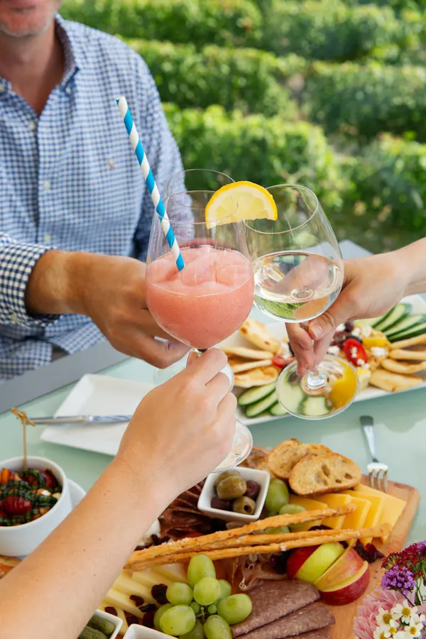 food, fruit, tableware, ingredient, produce, alcoholic drink