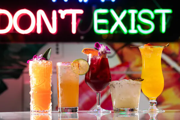tableware, drinkware, liquid, cocktail, juice, drink