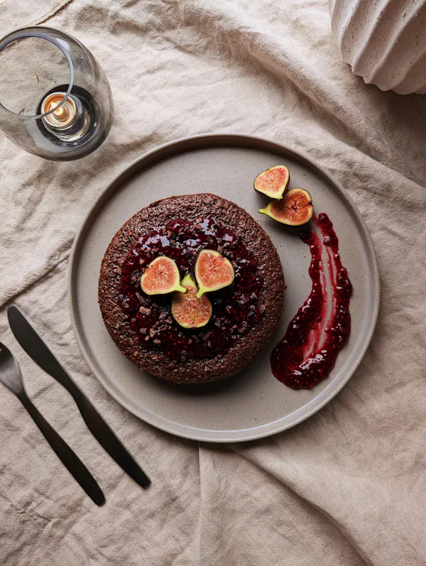food, cake, ingredient, tableware, fruit, dessert