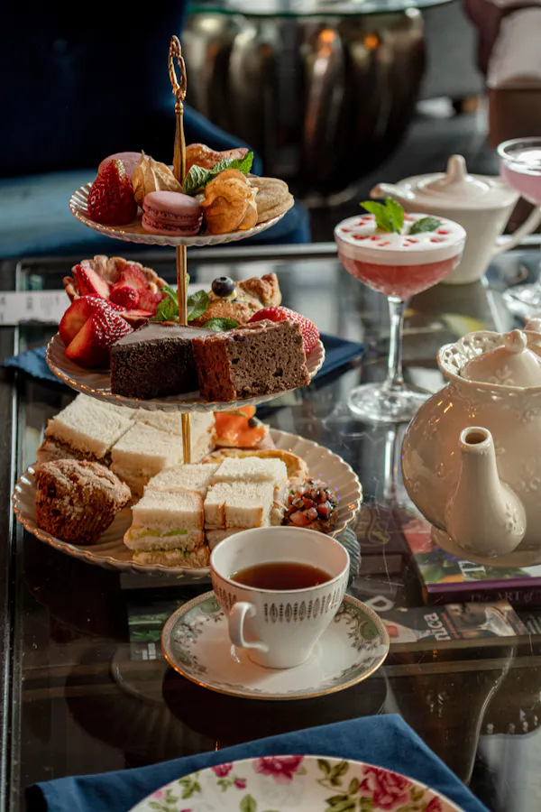 food, tableware, serveware, dishware, table, plate