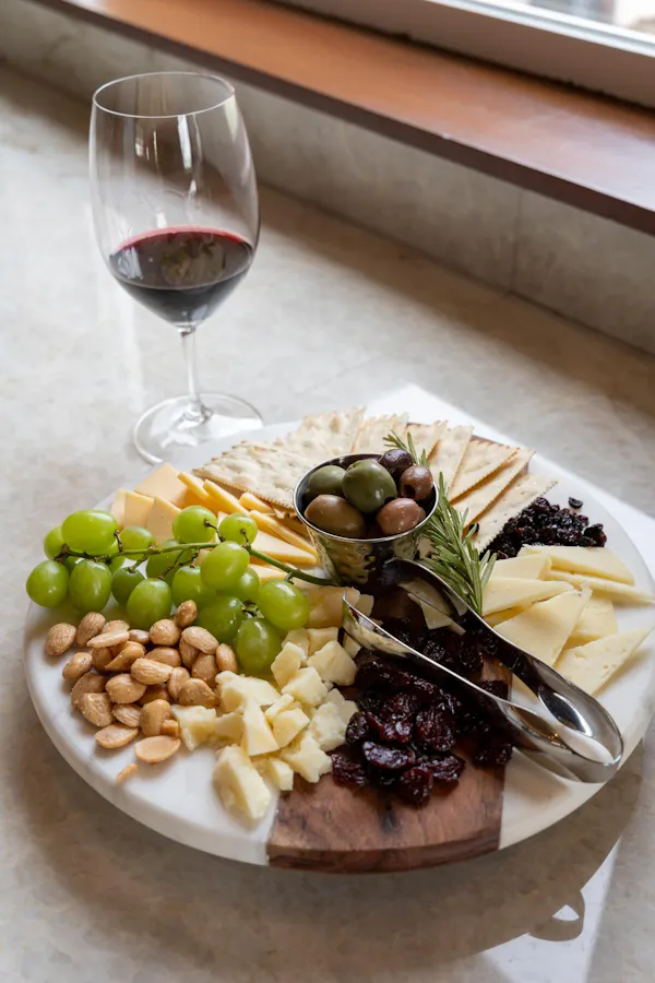 food, tableware, ingredient, wine glass, recipe, stemware