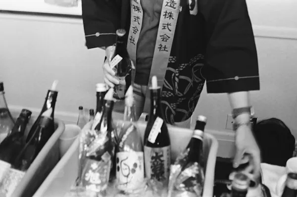 bottle, alcoholic drink, glass bottle, drinkware, alcohol, liquid