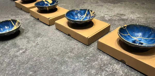 blue, tableware, serveware, dishware, porcelain, ceramic