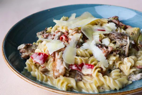 food, ingredient, pasta, rotini, fusilli, meat