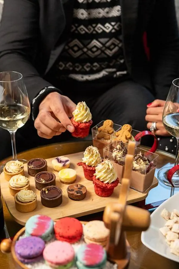 food, tableware, finger food, ingredient, dessert, culinary arts