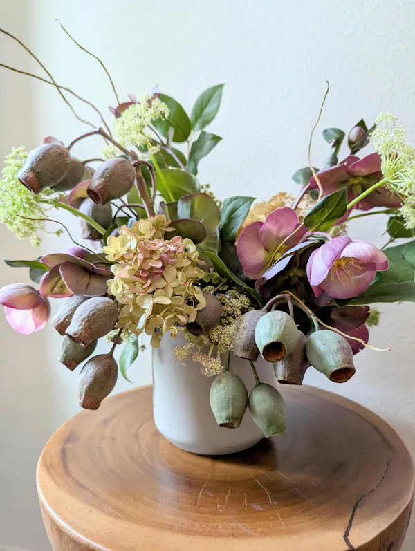 flower, flower bouquet, floristry, flower arranging, cut flowers, petal