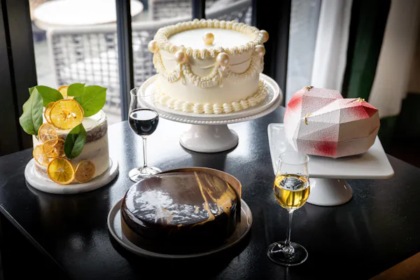cake, food, tableware, dessert, serveware, ingredient