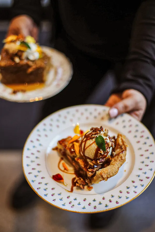food, tableware, ingredient, cake, dessert, dishware