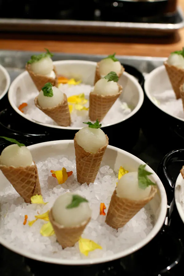 food, ice cream cone, ingredient, cone, finger food, dessert