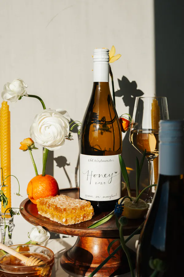 tableware, bottle, barware, drinkware, glass bottle, alcoholic drink