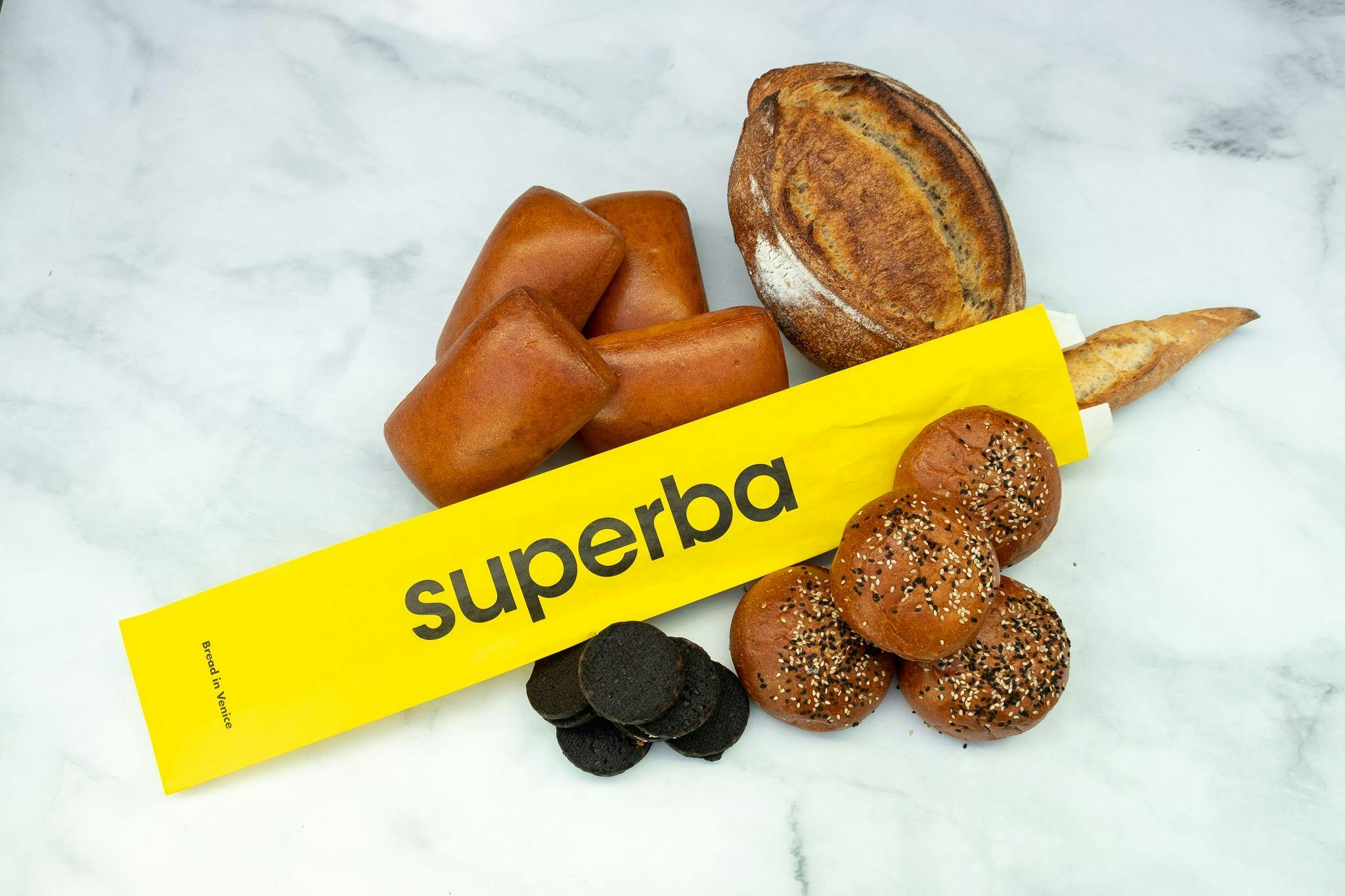 Superba: Calabasas