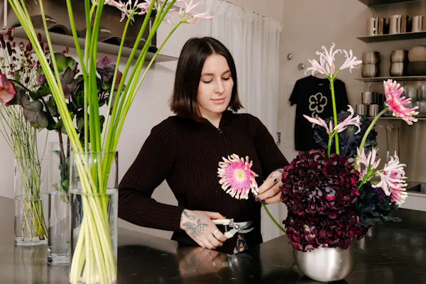 flower, flower bouquet, floristry, petal, flower arranging, cut flowers