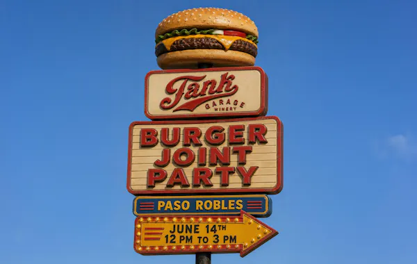 electronic signage, advertising, logo, sign, fast food, fast food restaurant