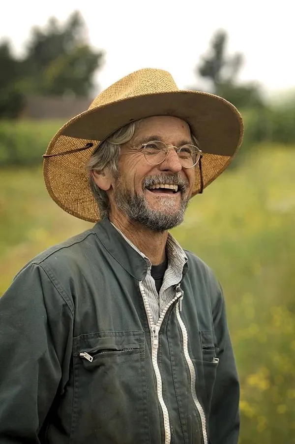 facial hair, hat, eyewear, nose, beard, mouth
