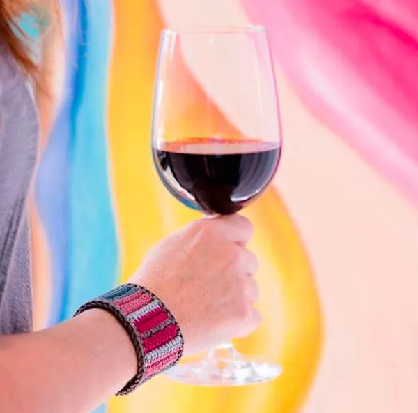stemware, drinkware, wine glass, red wine, alcoholic drink, wine