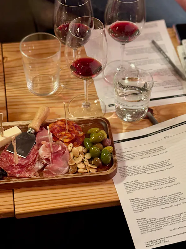 food, tableware, ingredient, alcoholic drink, drinkware, stemware