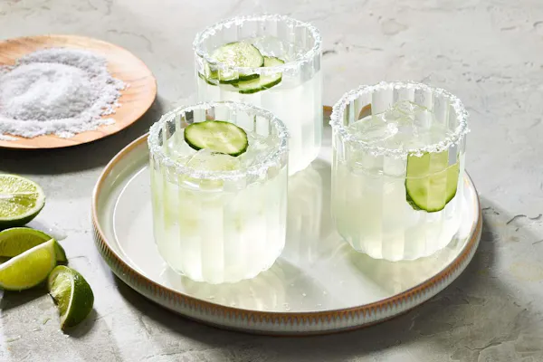 tableware, alcoholic drink, food, fruit, ingredient, lemon