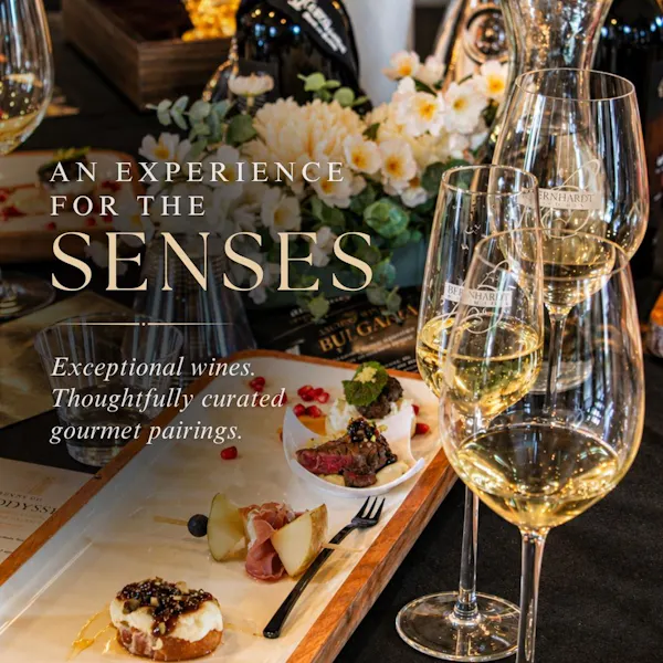 tableware, stemware, food, alcoholic drink, wine glass, drinkware