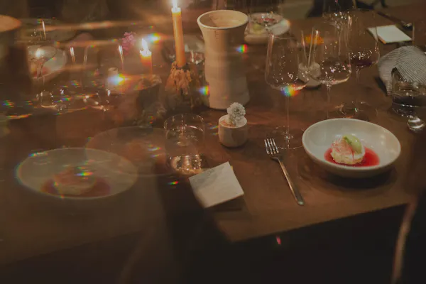 tableware, drinkware, table, stemware, barware, serveware