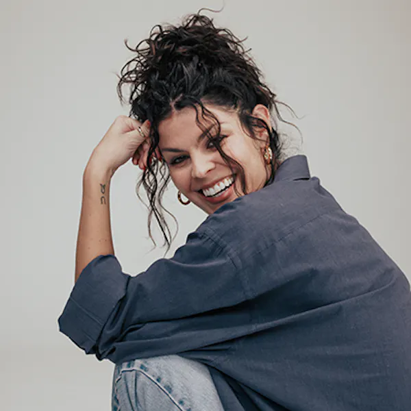 sleeve, facial expression, fashion, denim, smile, happiness