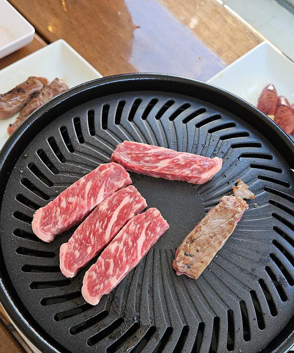 food, animal product, recipe, ingredient, pork, breakfast sausage
