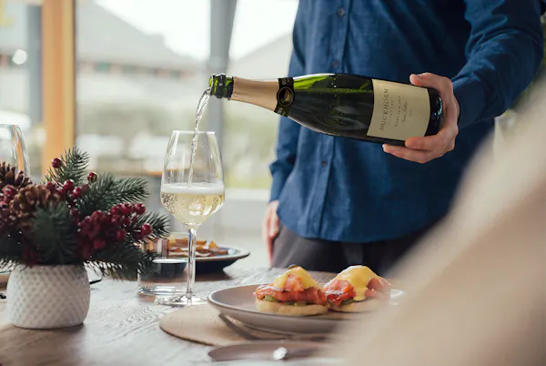 bottle, tableware, drinkware, stemware, food, alcoholic drink